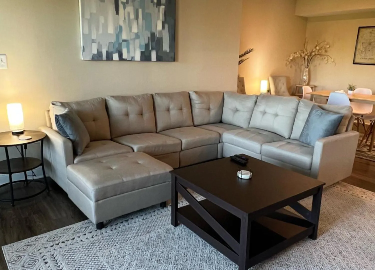 Spacious 2 Bed, 2 Bath Uptown Gem In The Heart Of The City-Parking-Wi-Fi-Balcony Cgv Charlotte Apartamento